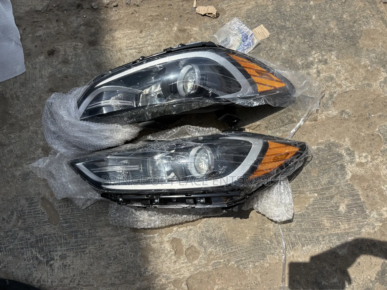 Elnatra 2017 2018 2019 Headlight Lamp