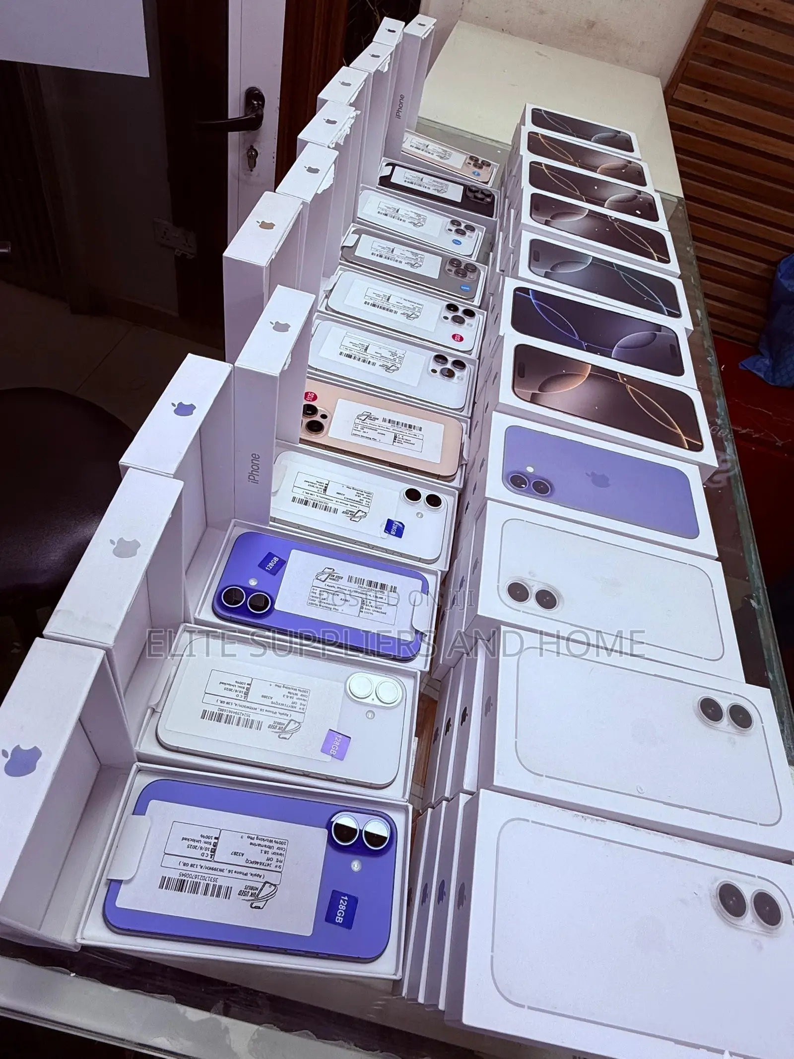New Apple iPhone 16 256 GB