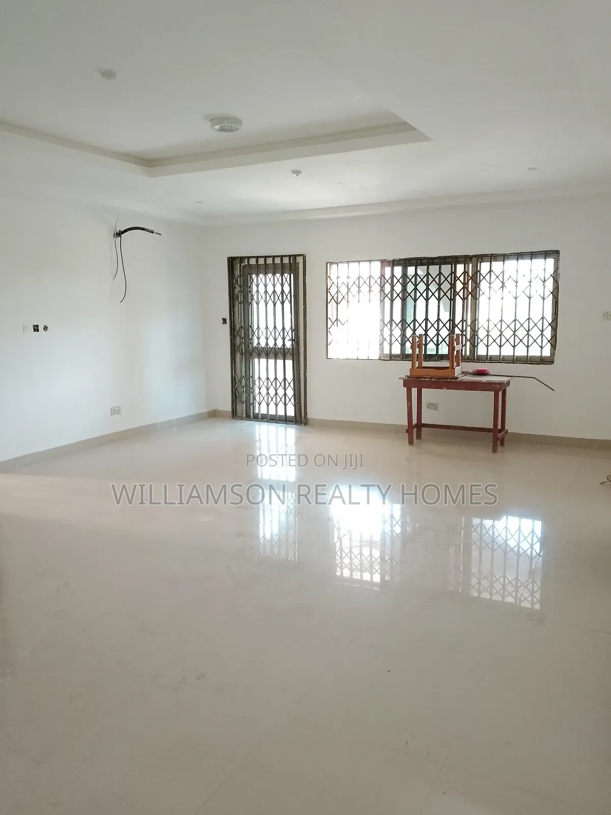 4bdrm Apartment in Community 18 Area, Spintex for rent