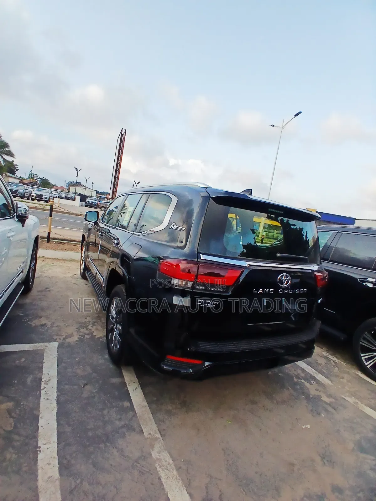 New Toyota Land Cruiser LC300 2025 Black
