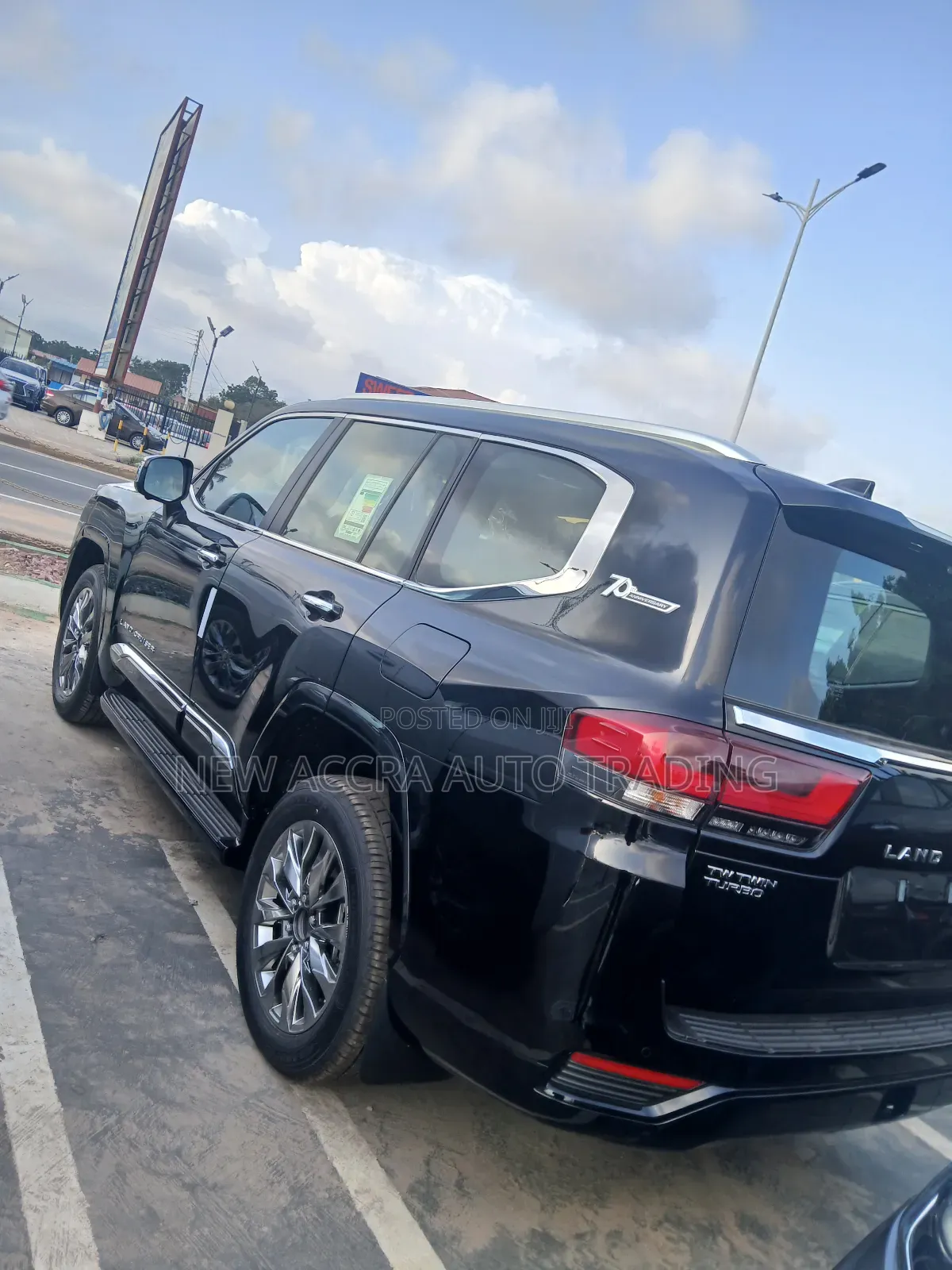 New Toyota Land Cruiser LC300 2025 Black