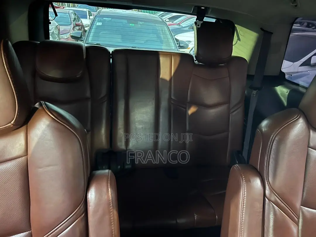 Cadillac Escalade 2017 Brown