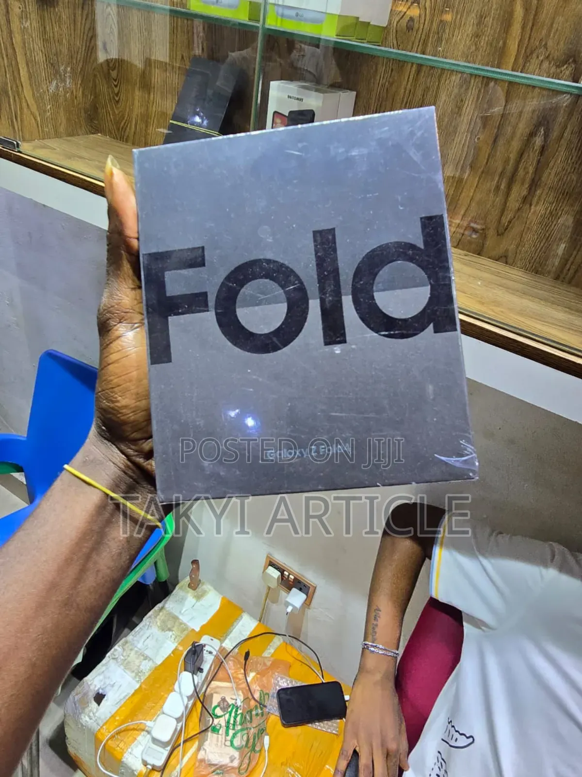 New Samsung Galaxy Z Fold4 256 GB Black