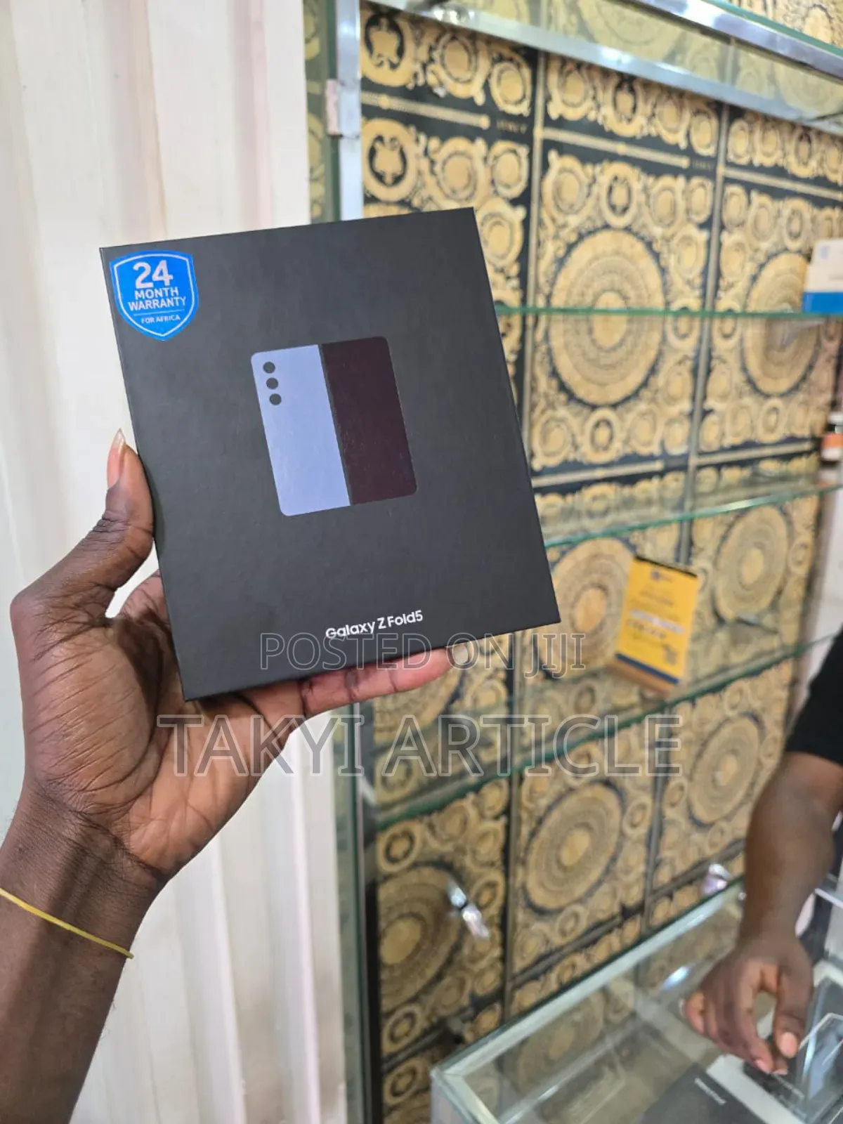 New Samsung Galaxy Z Fold 5 256 GB Gold