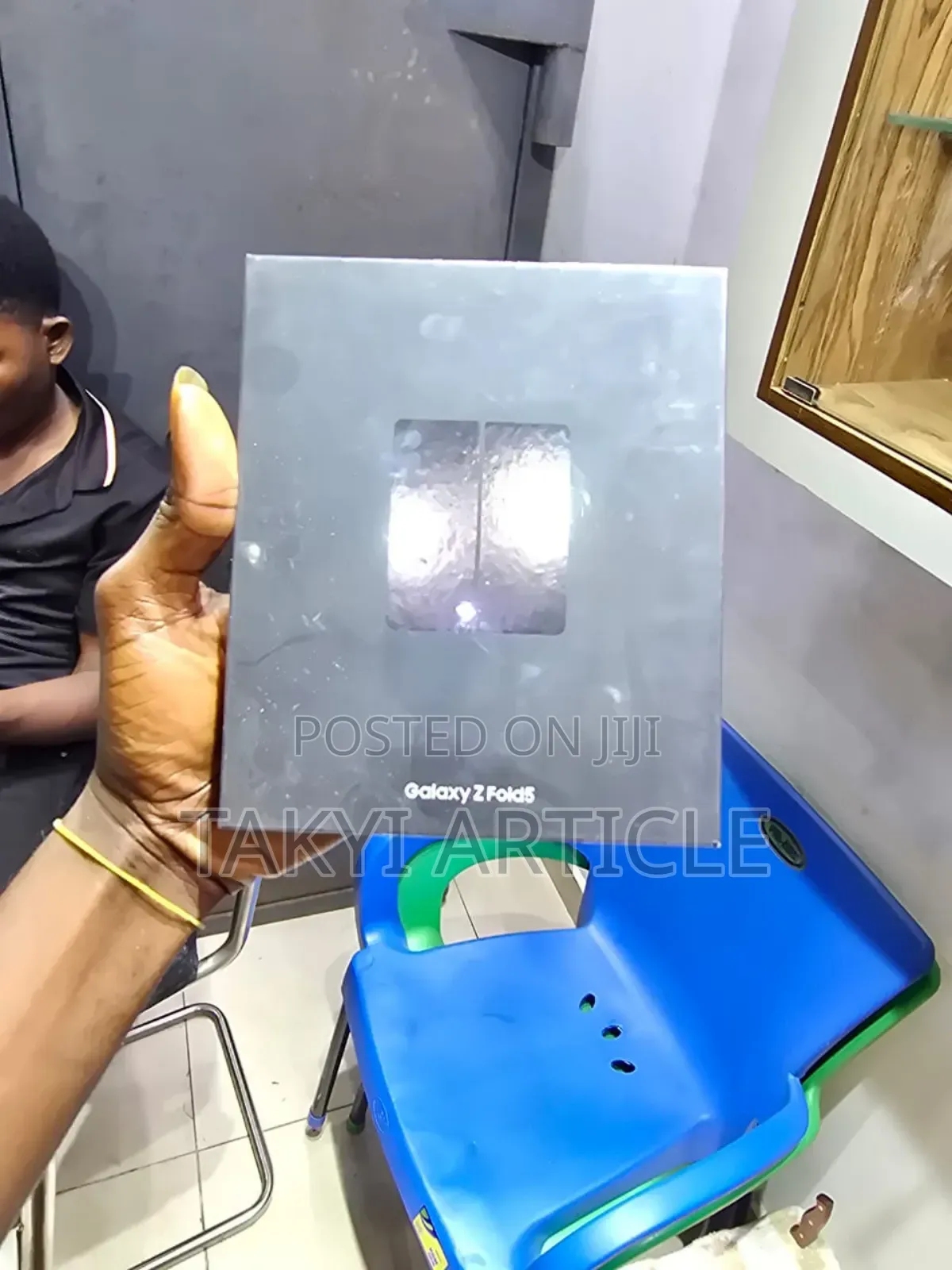 New Samsung Galaxy Z Fold 5 256 GB Gold