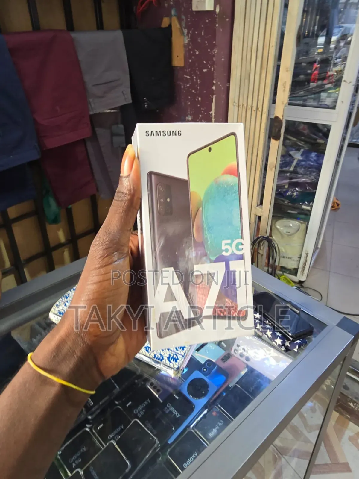 New Samsung Galaxy A71 5G 128 GB Black