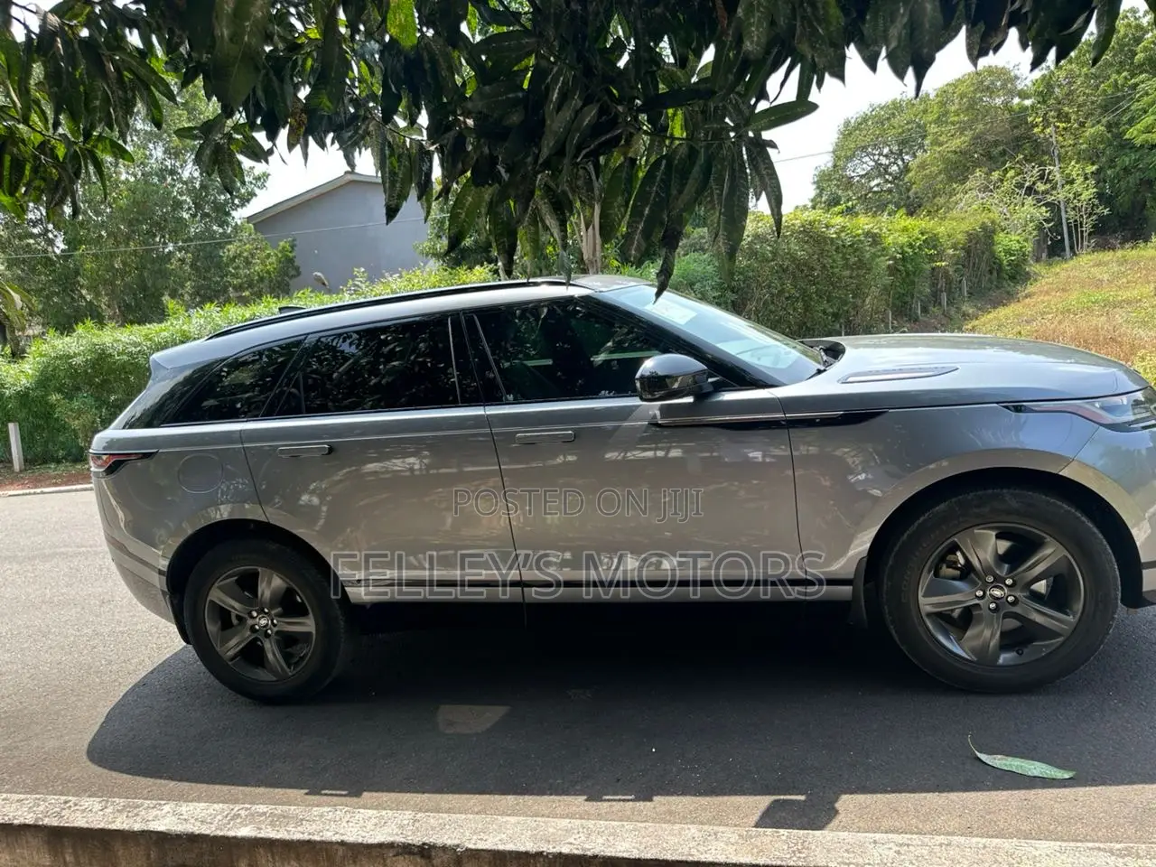 Land Rover Range Rover Velar R-Dynamic S 2022 Gray