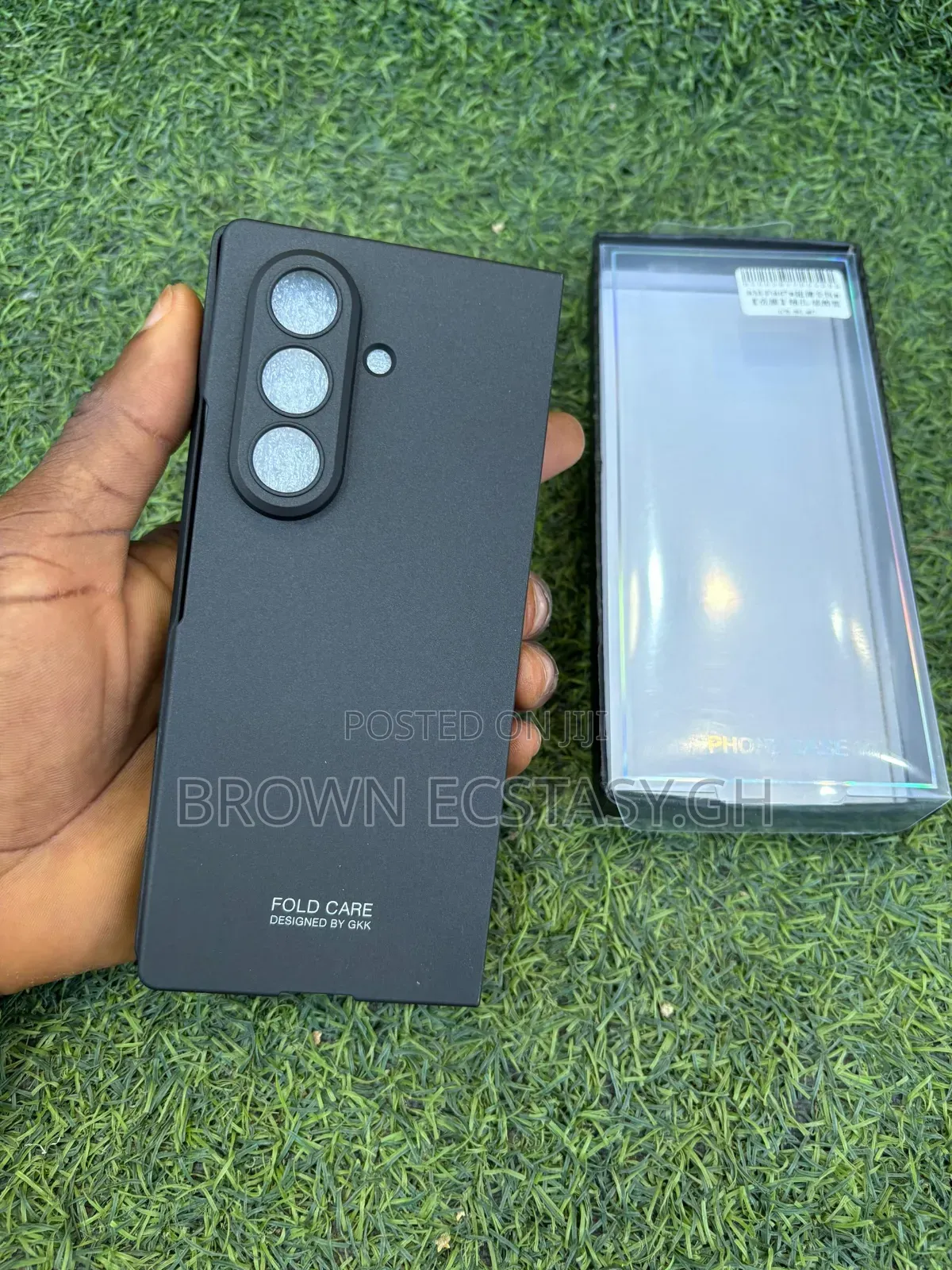 Z Fold 7 Frosted Shield Case With Screen Protector