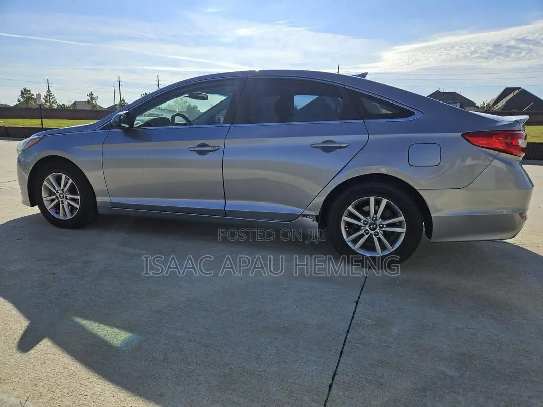 Hyundai Sonata Base Sedan FWD (2.4L 4cyl 6A) 2016 Gray