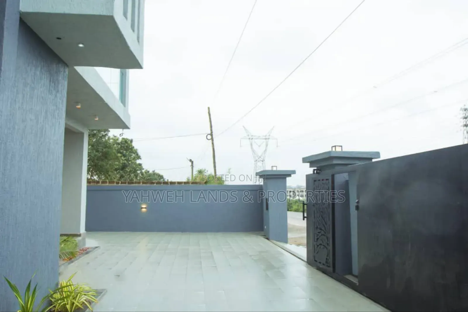 2bdrm Apartment in Oyarifa for sale