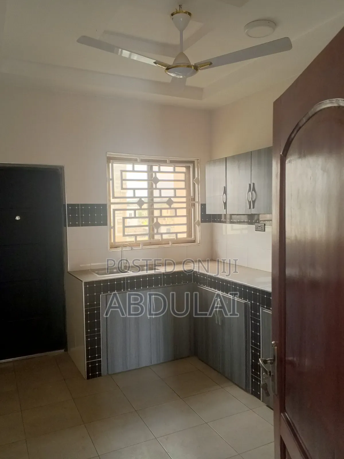 2bdrm Apartment in Abu Abdulai , Pillar 2 for rent