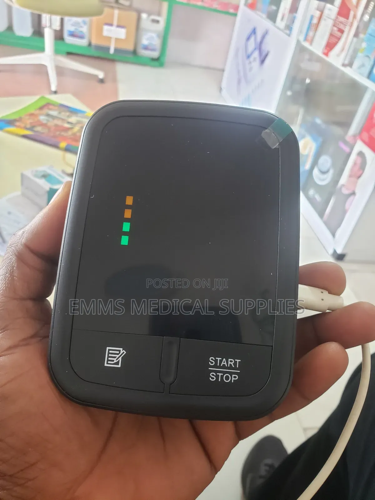 Yongrow Bp Monitor ( Rechargeable)