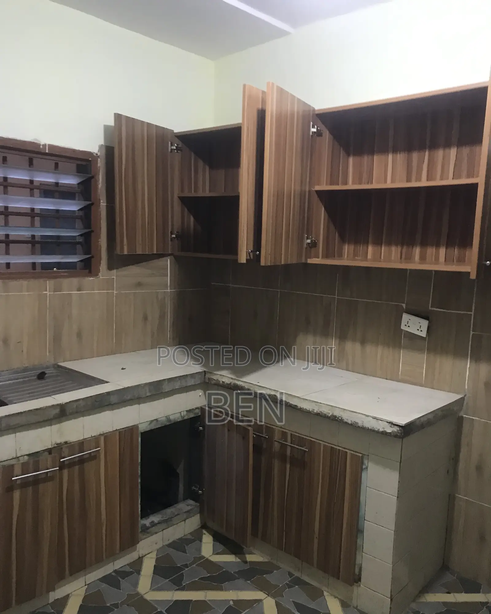 2bdrm Apartment in Tantra Round About, Ola Achool Area for rent