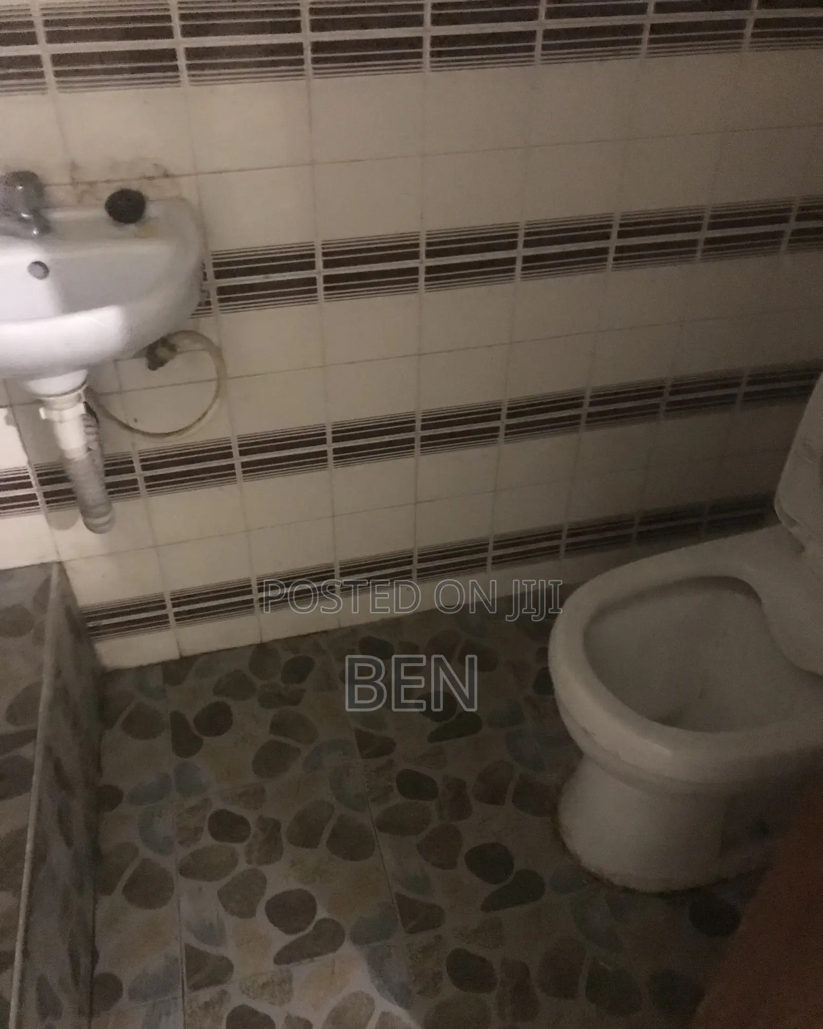 2bdrm Apartment in Tantra Round About, Ola Achool Area for rent