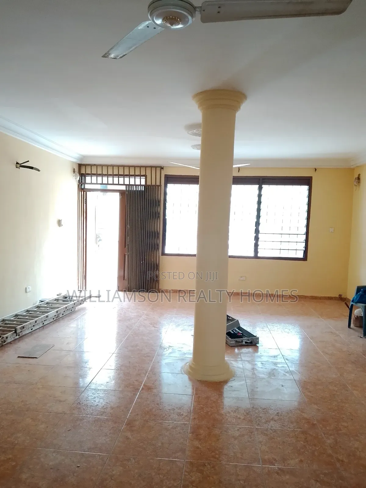 3bdrm Apartment in Community 18 Area, Spintex for rent