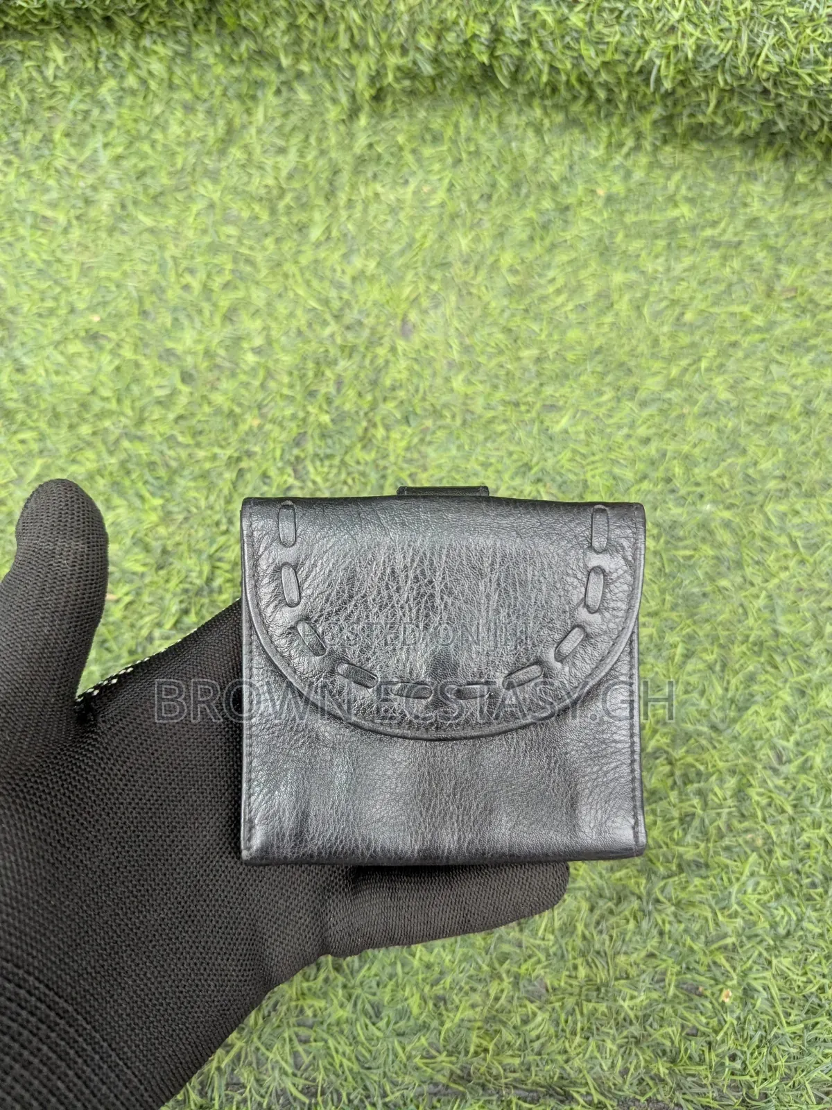 Genuine Leather Compact Sized Wallet (Uk Used)