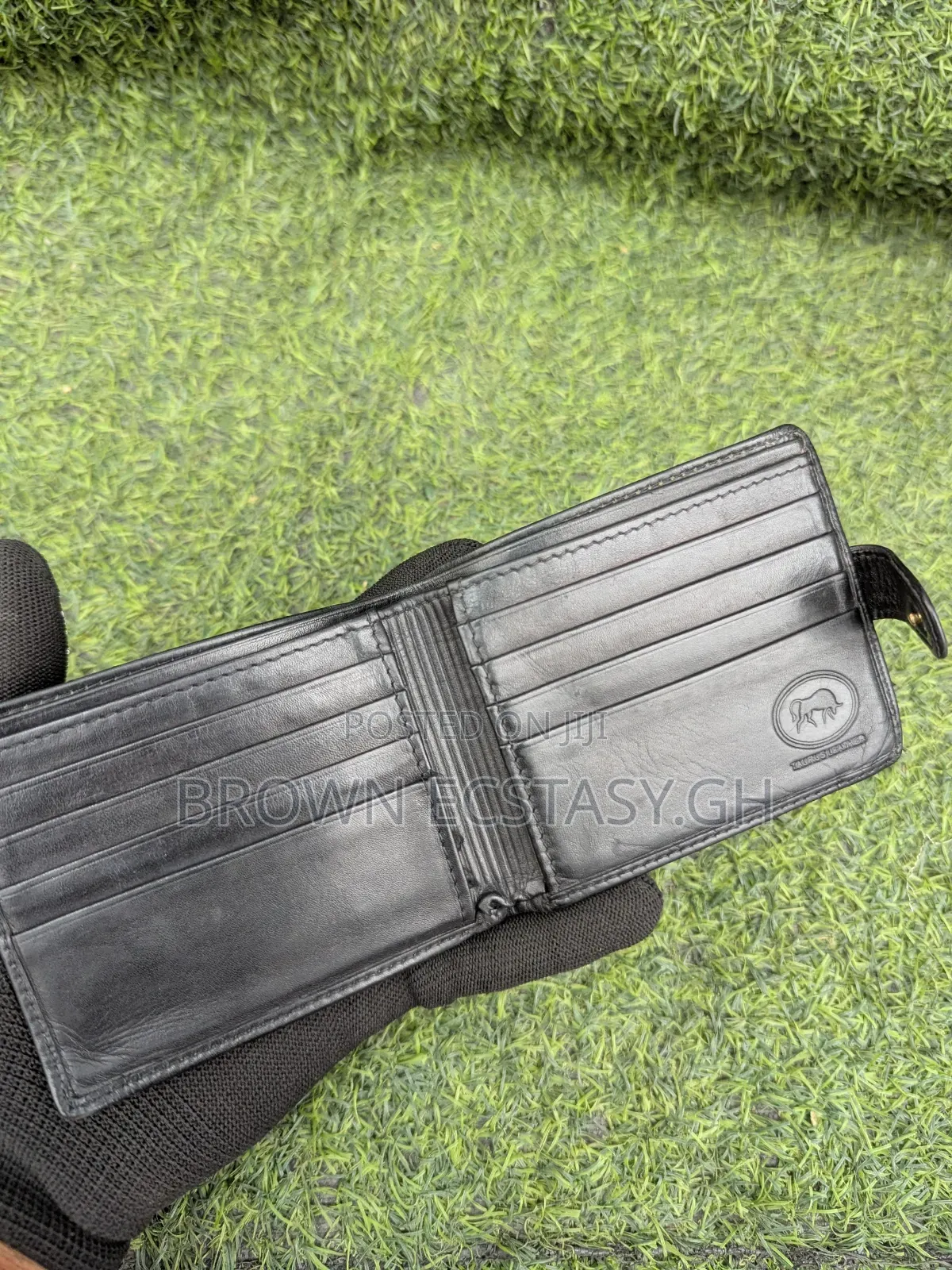 Taurus Leather Wallet ( Uk Used)