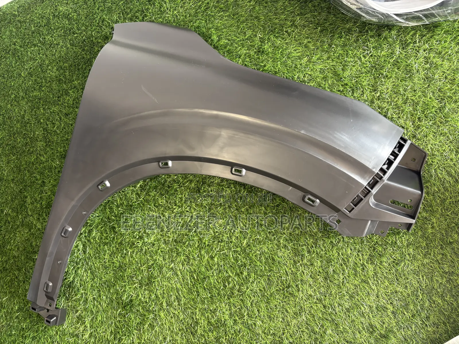 Mitsubishi Outlander 2024,2025 Fender