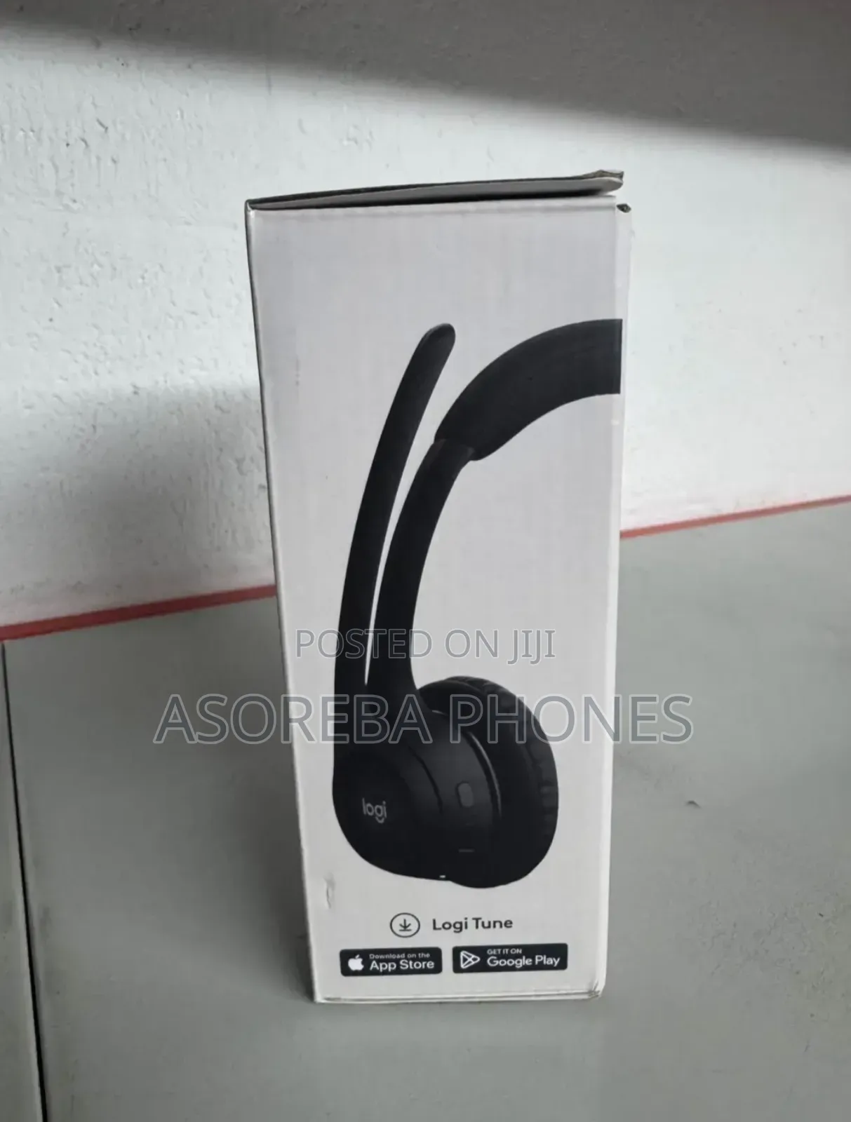 Logitech Zone 300 Wireless Bluetooth Headset With Noise-Cancelling Mic