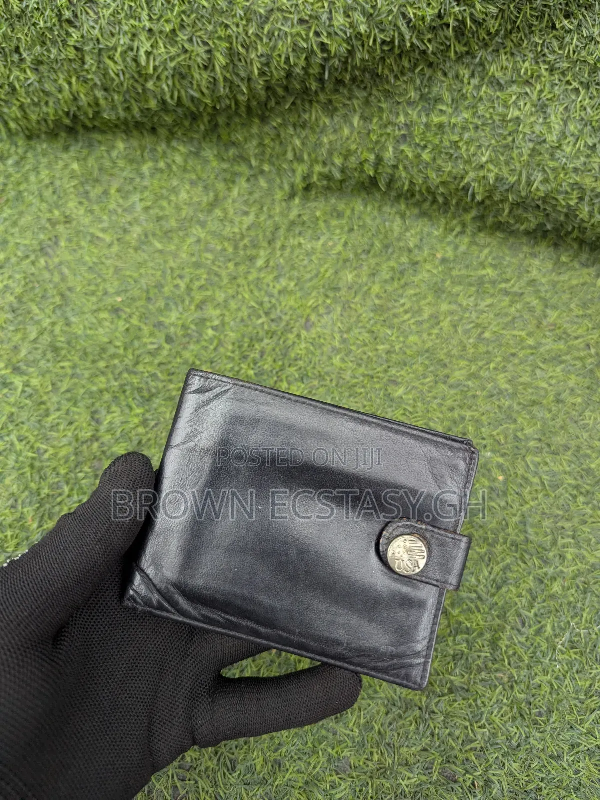 Usa Leather Wallet (Pre-Owned )