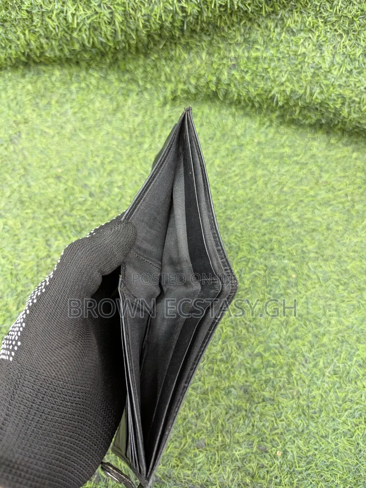 Usa Leather Wallet (Pre-Owned )