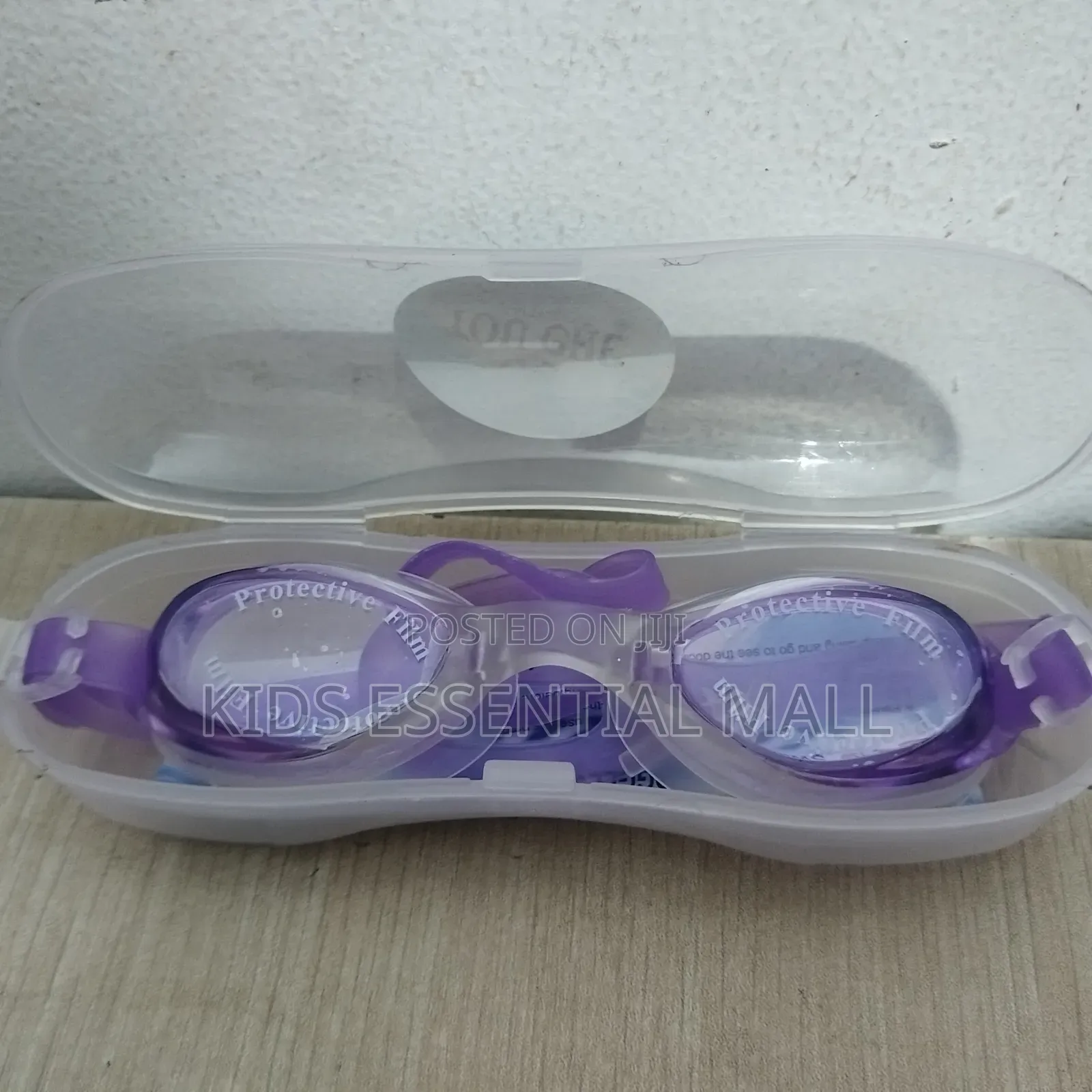 Goggles With Case for Children 1 to 12