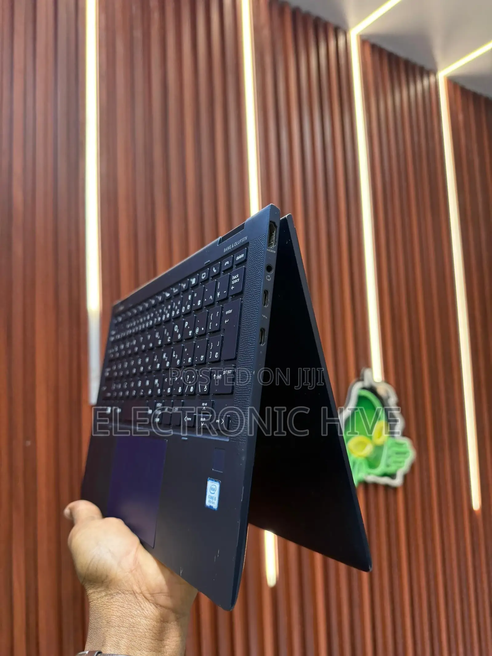 Laptop HP Elite Dragonfly X360 11th Gen 1GB Intel Core I5 SSD 512GB