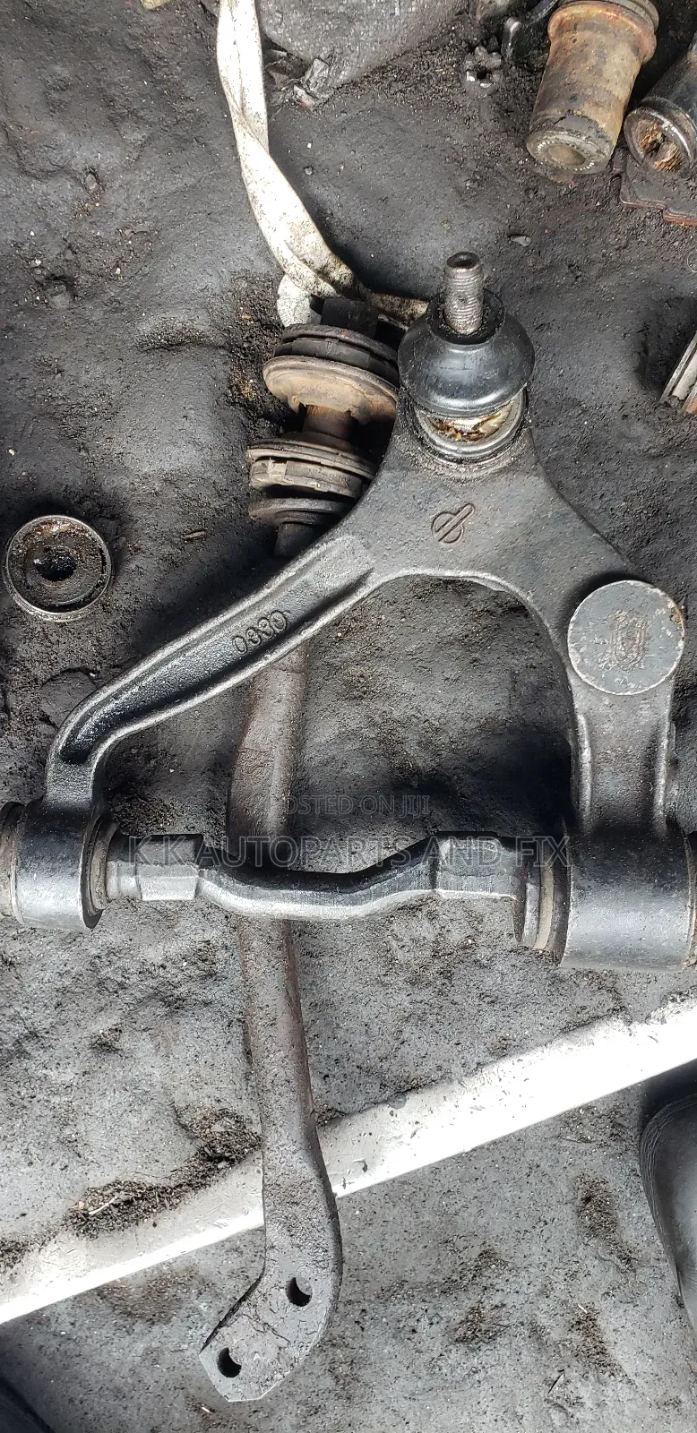Toyota Fish Upper Arm