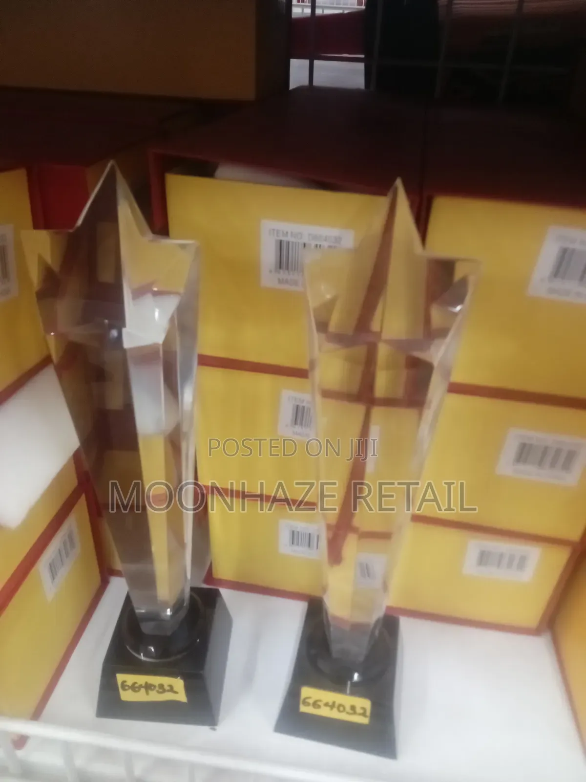 Crystal Star Peak Trophy – Ultimate Symbol of Excellence!