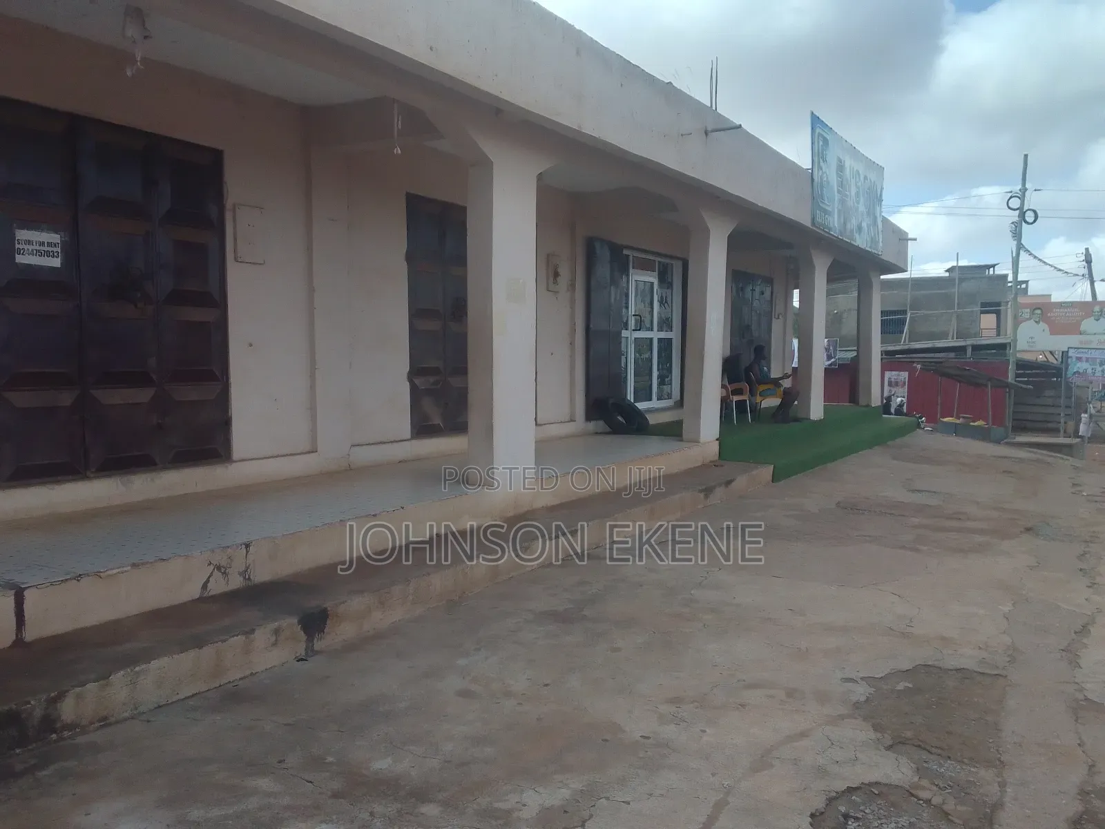 Main Road Shop for Rent