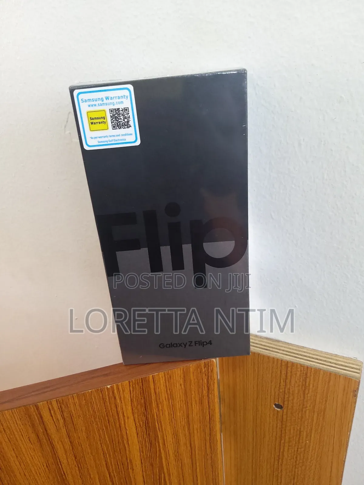 New Samsung Galaxy Z Flip4 256 GB Black