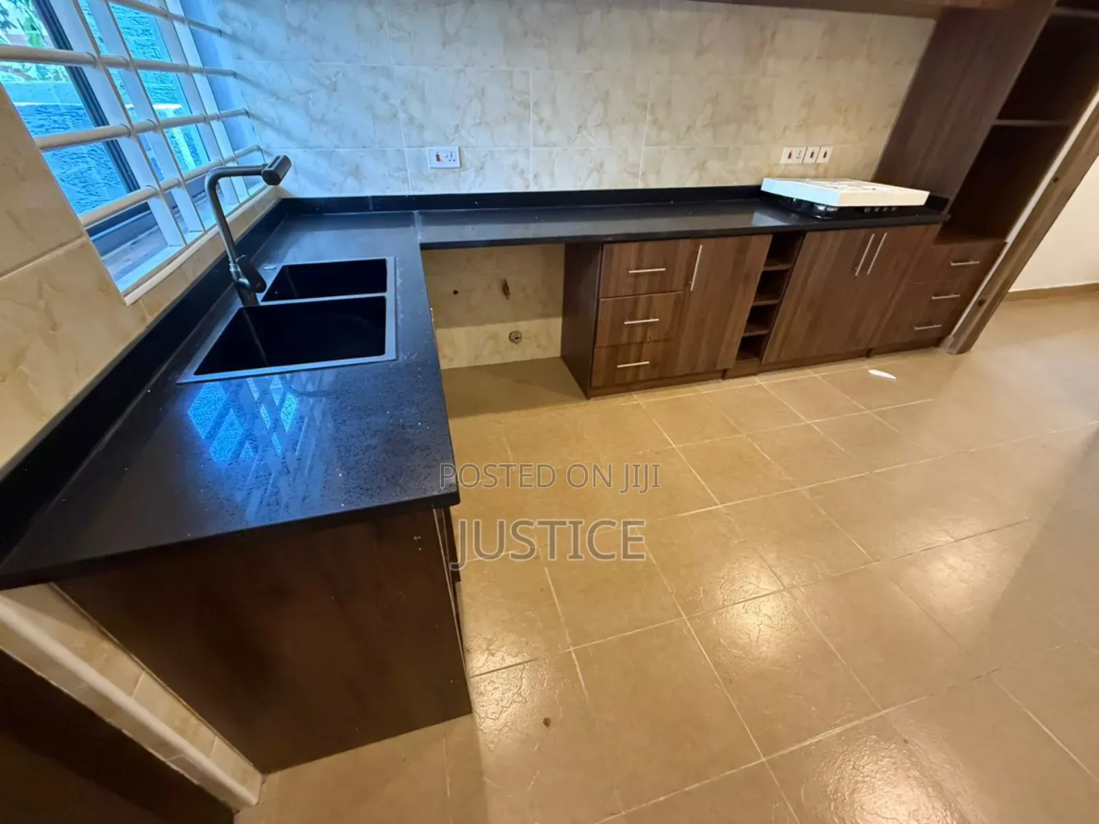 3bdrm House in Sonitra Ablekuma for sale