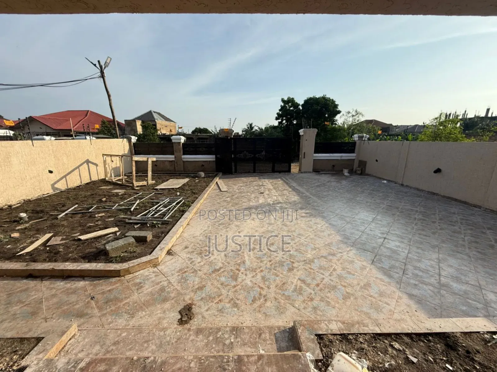 3bdrm House in Sonitra Ablekuma for sale