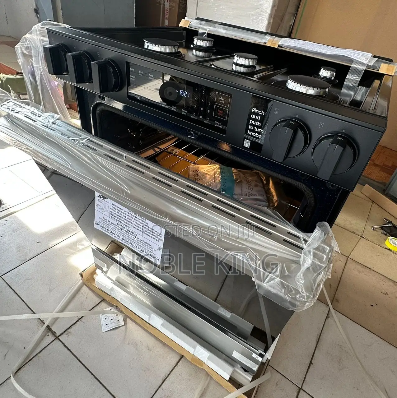Bespoke Slide-in Gas Range Fingerprint Resistant | Wi-fi | 6.0 Cu.Ft.