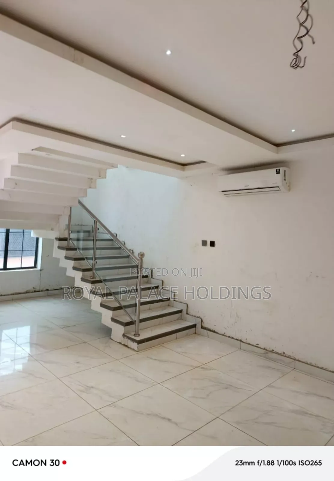 4bdrm Duplex in Airport Hills for rent
