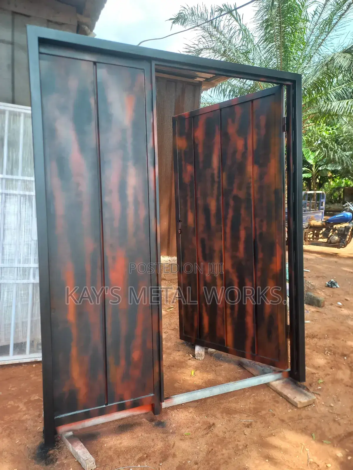 Modern Metal Gate With Wood-Look Finish | Custom Made