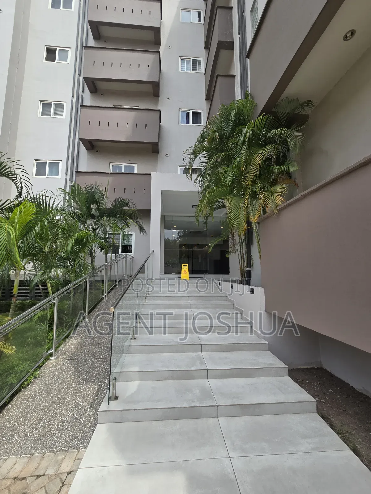 Furnished 3bdrm Apartment in Shiashi East Legon for rent