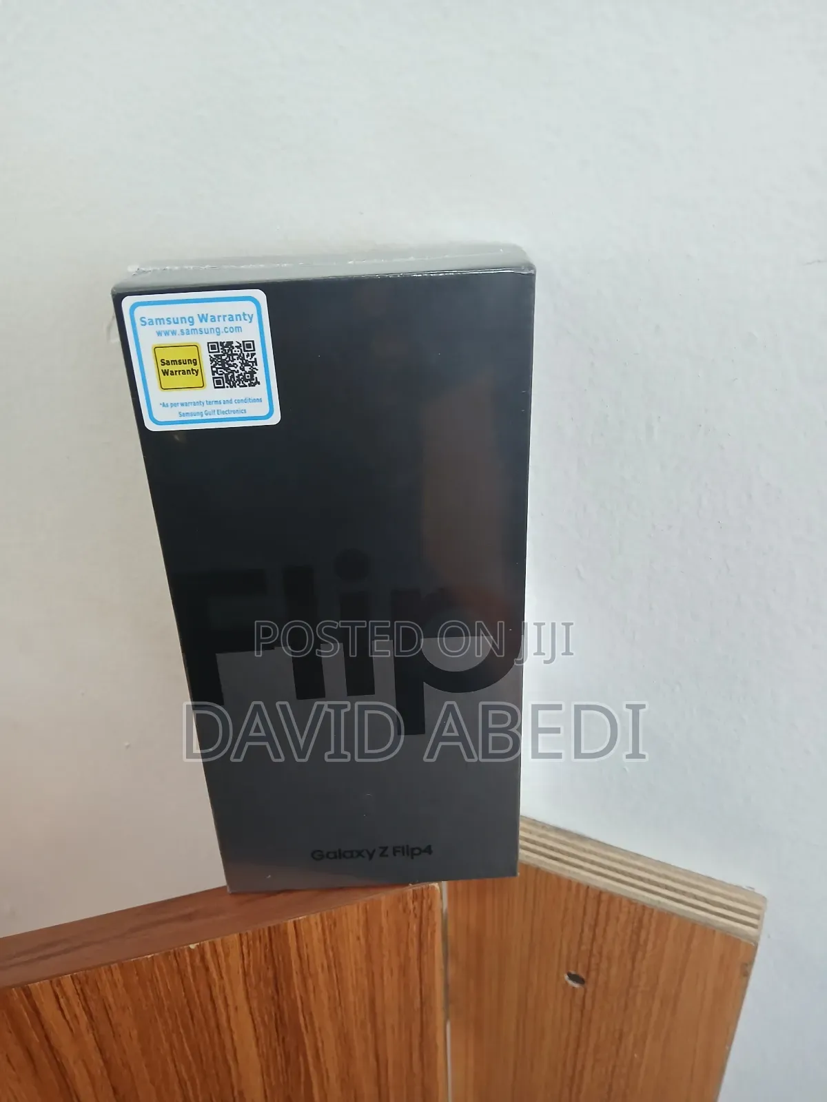 New Samsung Galaxy Z Flip4 256 GB Black