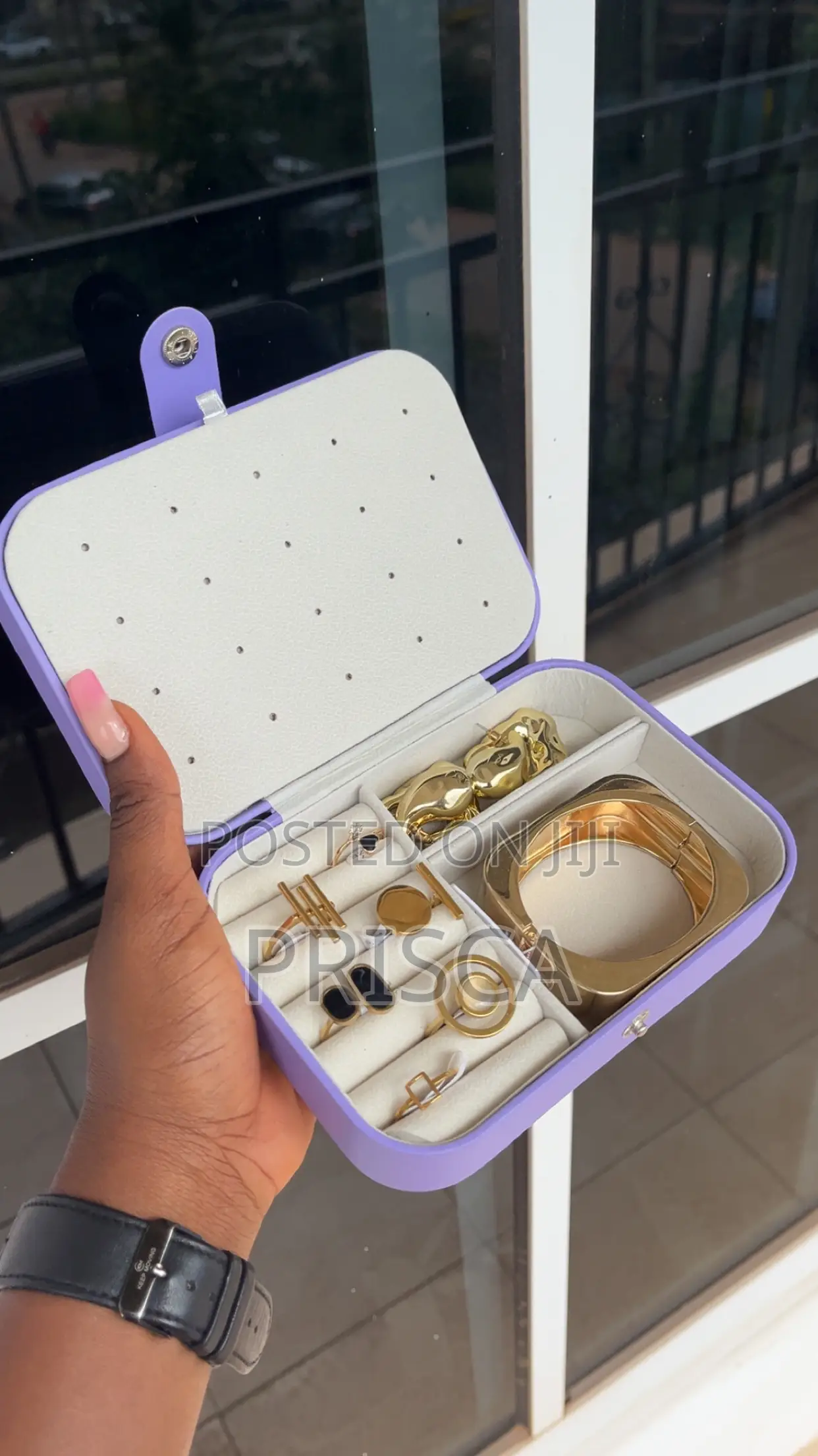 Jewelry Box With Jewelries