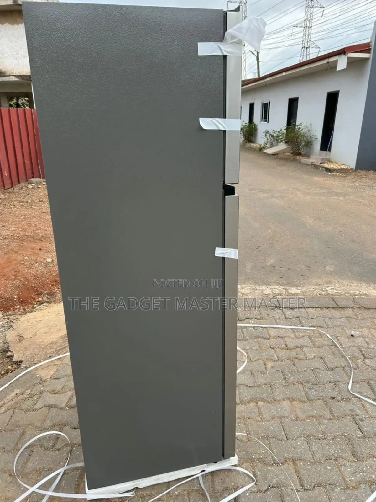 Hisense 599l Top Mount Freezer