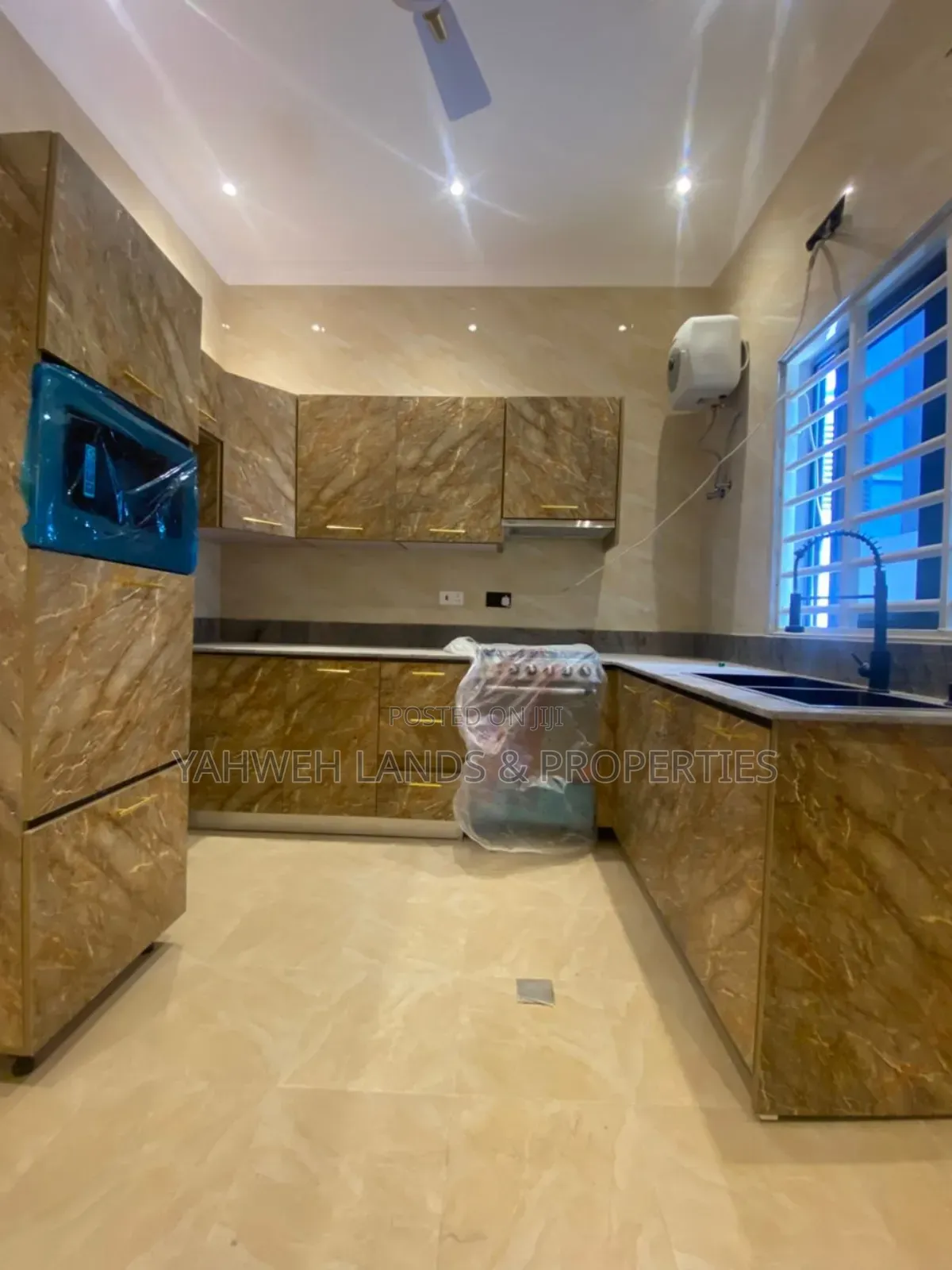 3bdrm House in Spintex for sale