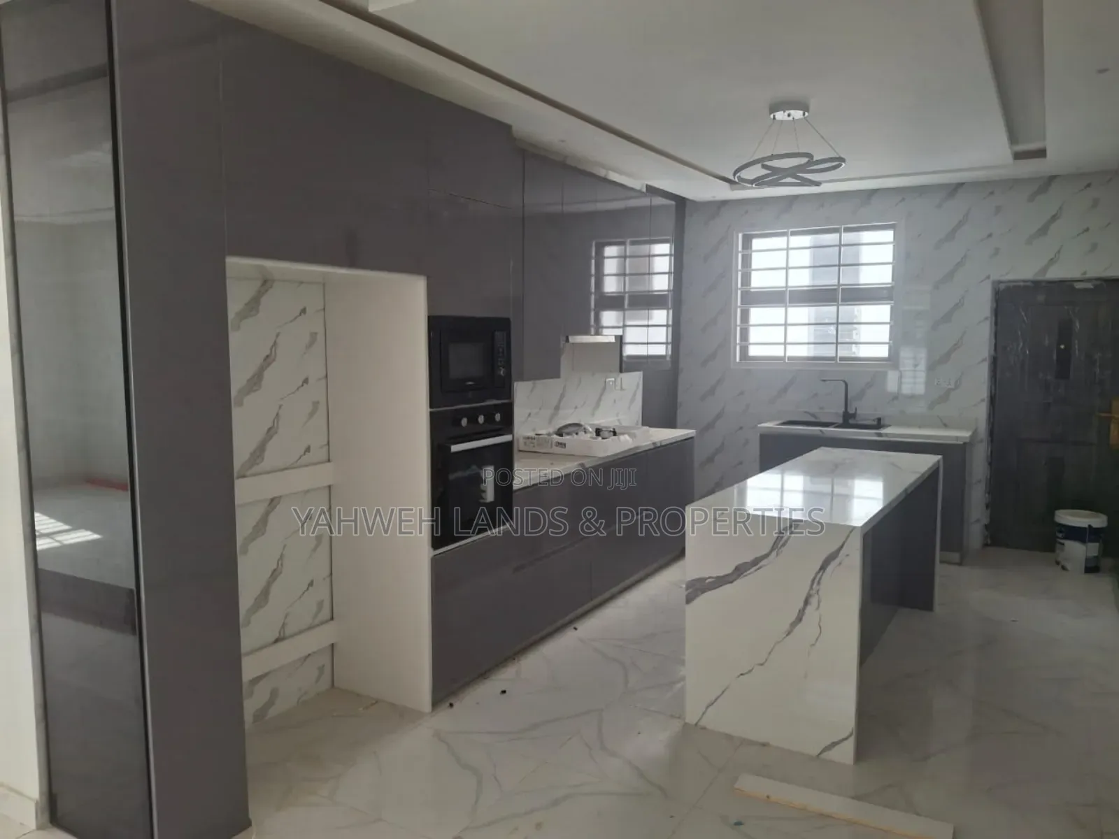3bdrm House in East Legon for sale