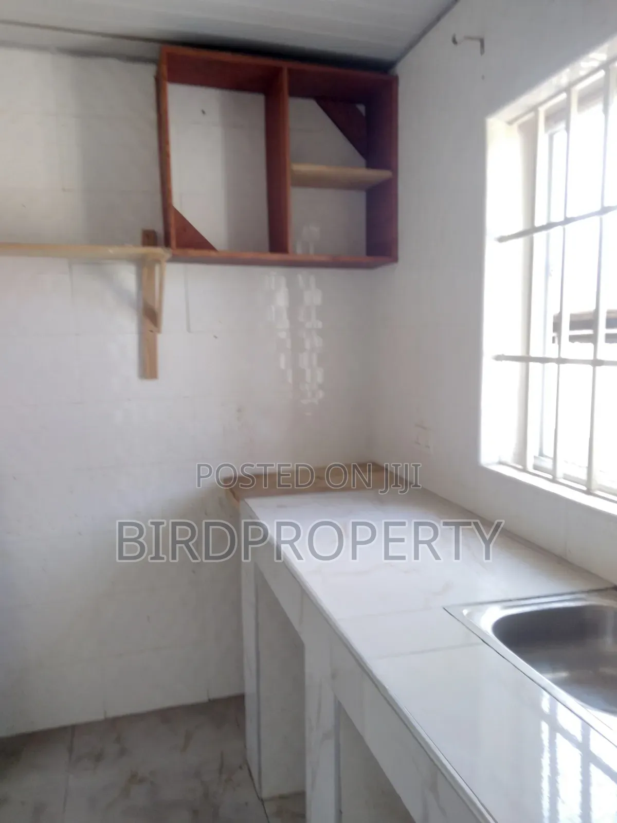 1bdrm Apartment in Bird-Group, School Junction for rent