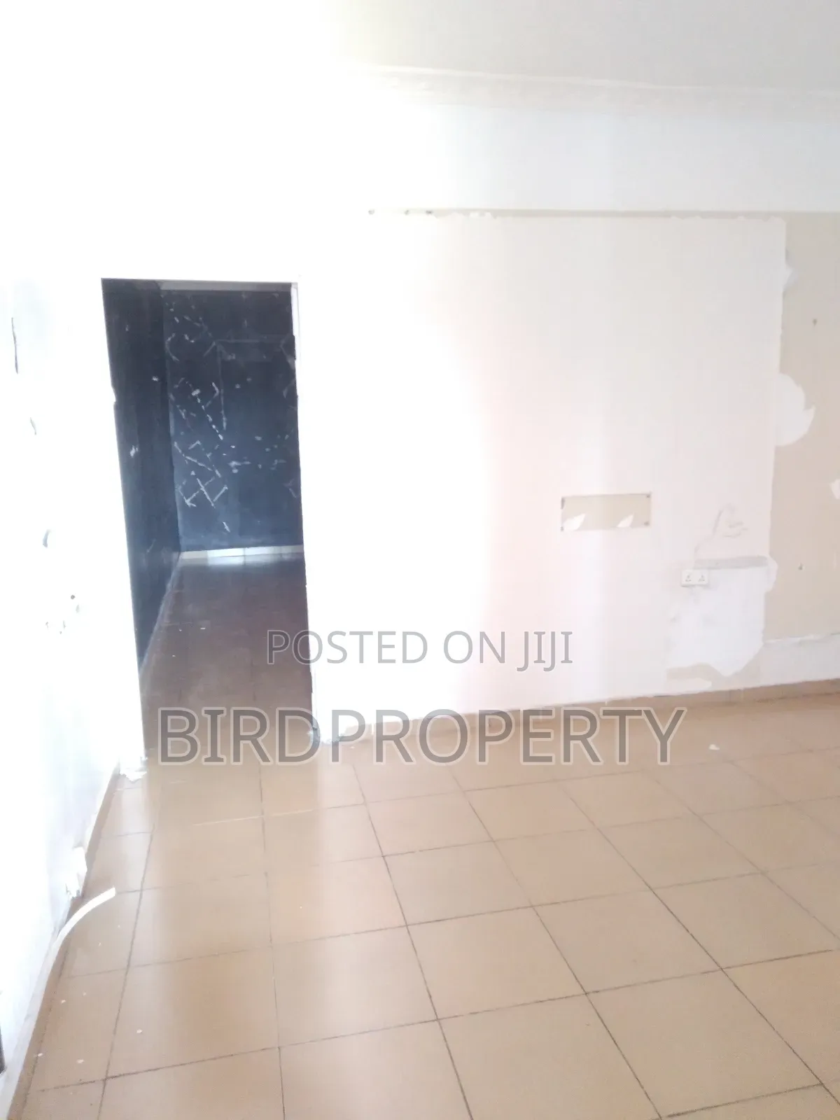 1bdrm Apartment in Bird-Group, School Junction for rent