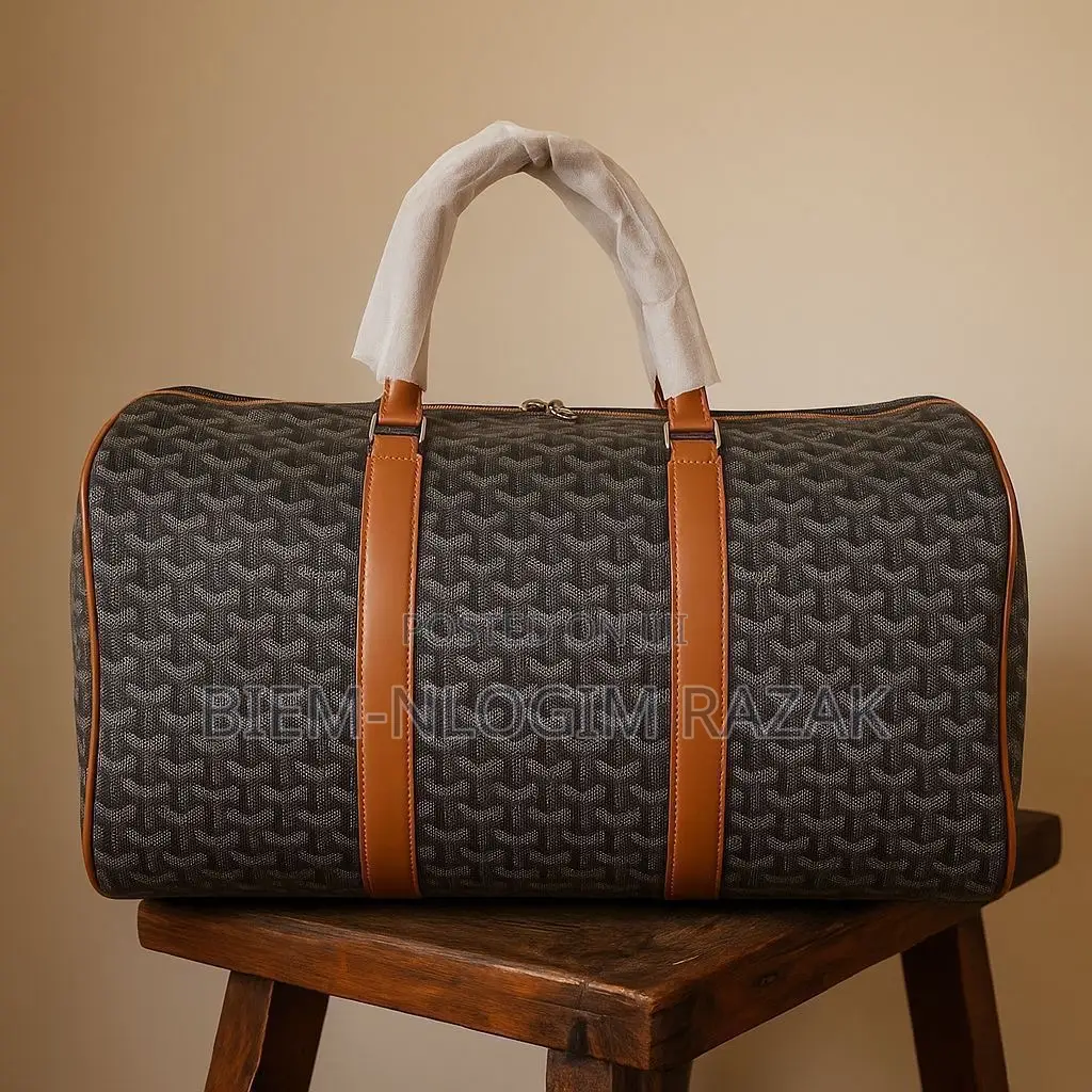 High Quality Traveling Bags Available in Stock
