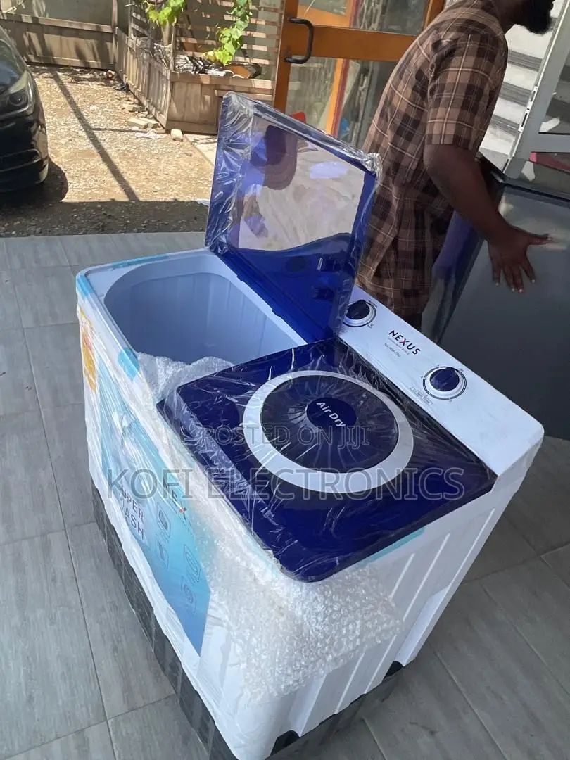 Convenient 15 Kg Easy-to-Use Dual Washer