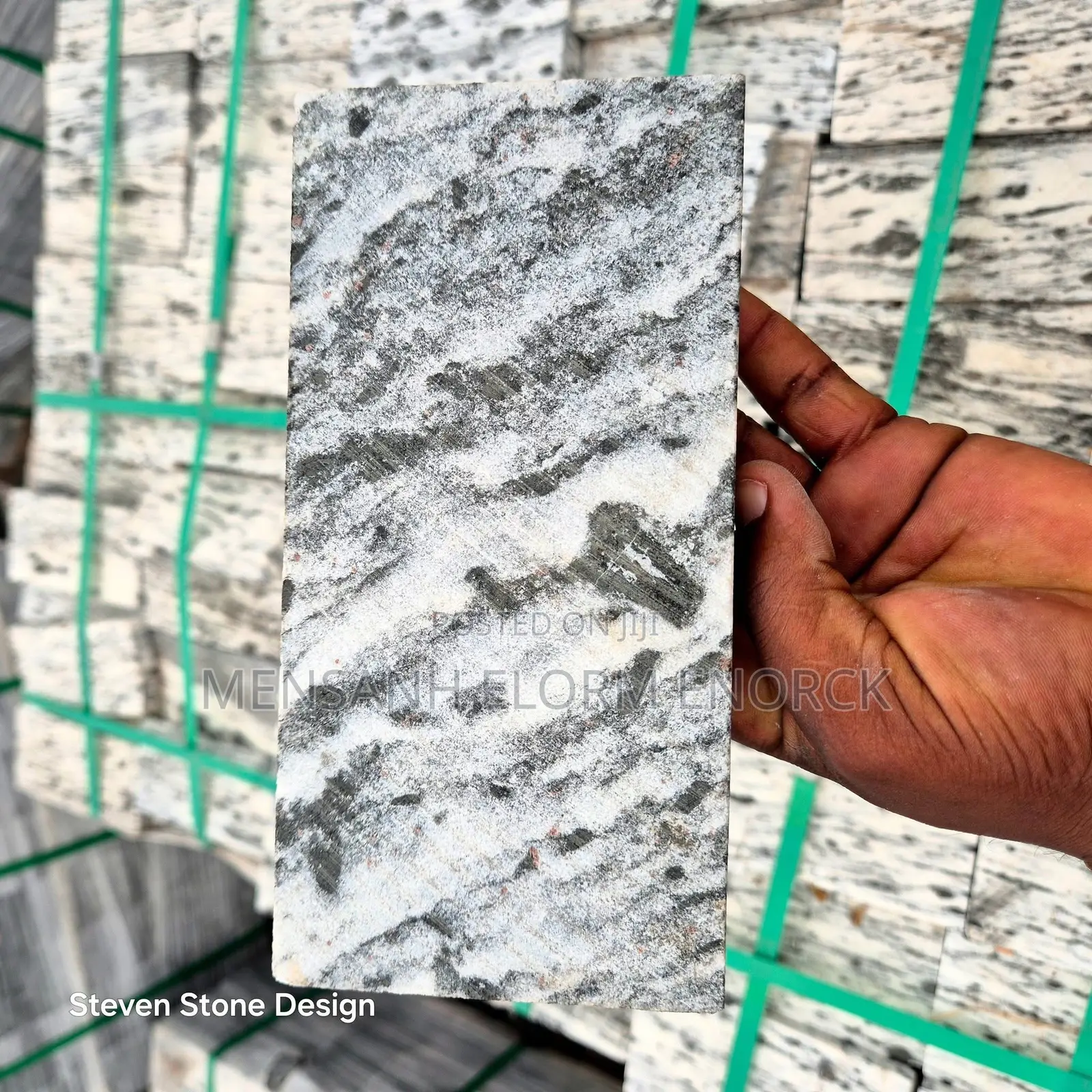 Stone Seler