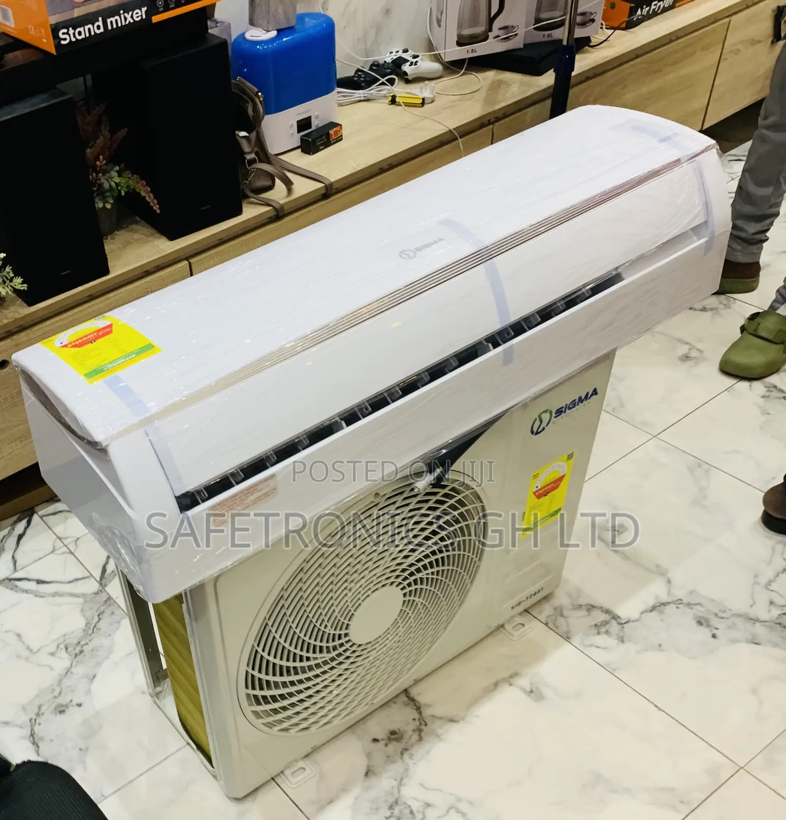 Classic Design White Sigma 2.5 Horsepower Split R410 Ac
