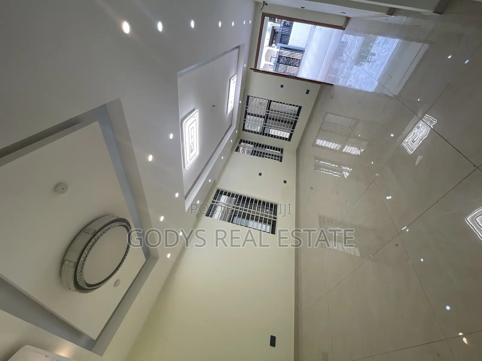5bdrm Duplex in Westhills, Weija for sale
