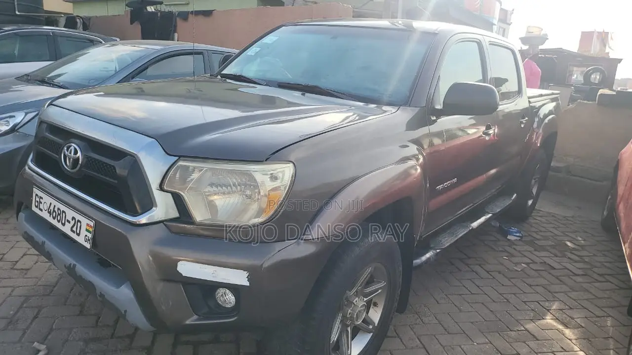 Toyota Tacoma 4dr Double Cab 5.0 ft. SB (2.7L 4cyl 4A) 2014 Gray